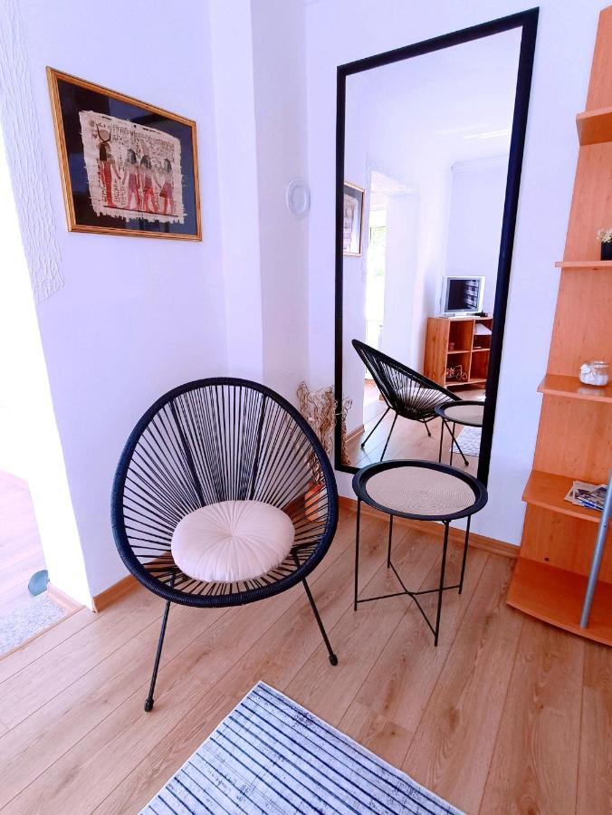 Apartmán Garden Free Parking SJJ Exteriér fotografie